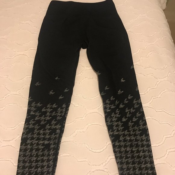 Fabletics Pants - Fabletics Seamless Leggings